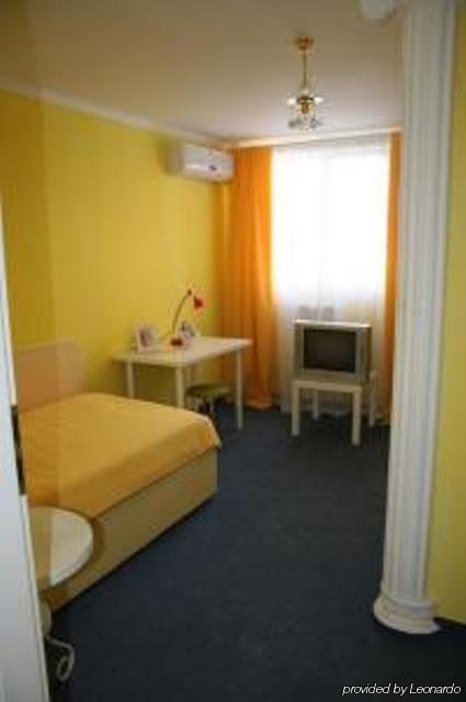 Hotel Nelisse Bucarest Chambre photo