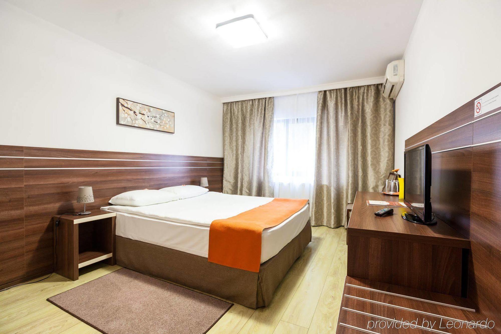 Hotel Nelisse Bucarest Extérieur photo